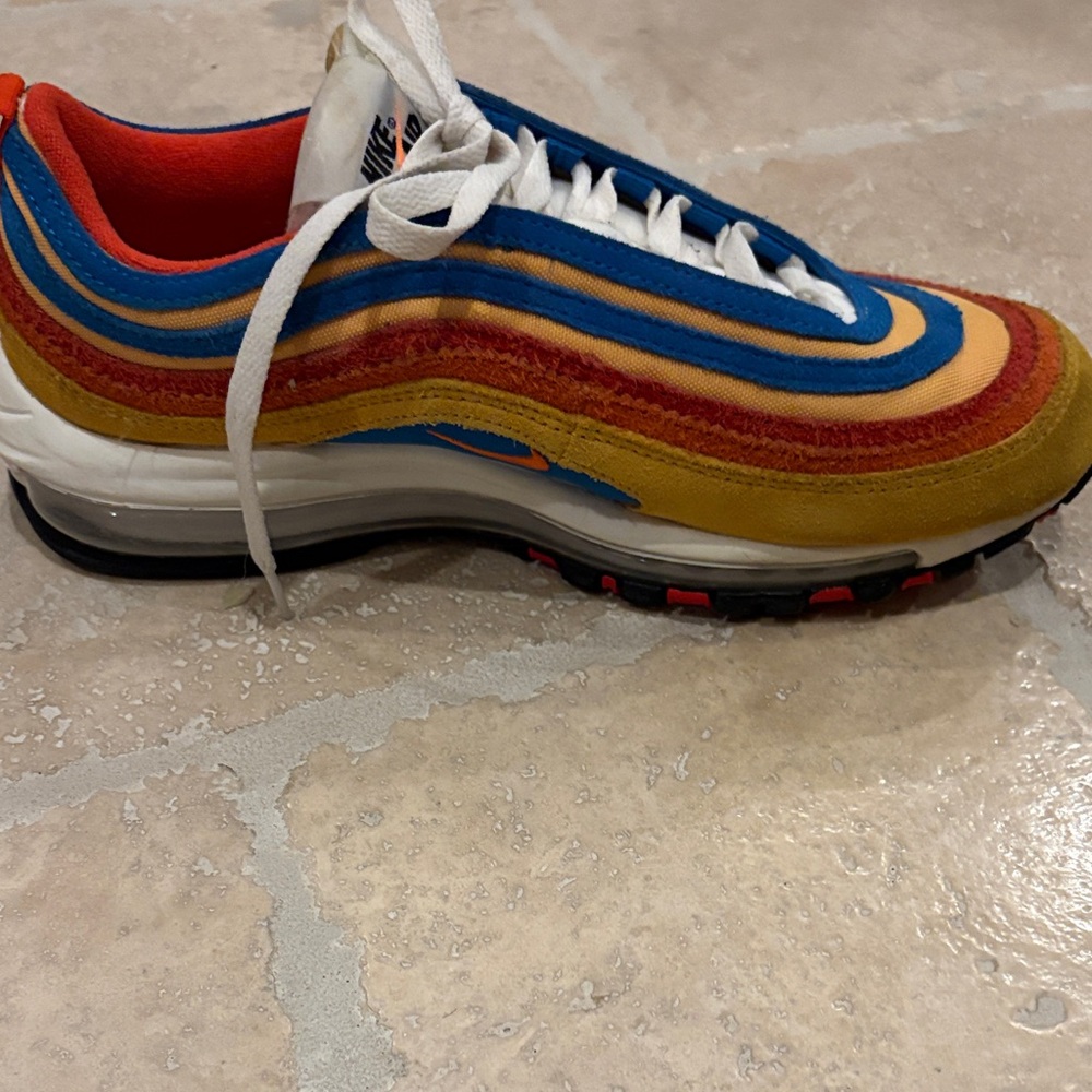 Never Worn Nike Air Max Running Club Blue Yellow Red Sneakers - Picture 4 of 4